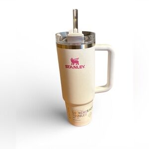 New 30 Oz Stanley Tumbler